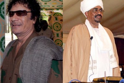 Muammar Al-Gathafi, Président du Libye avec le président du Soudan Omar Hassan Al-Bashir.