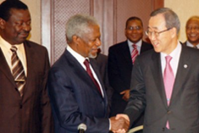 Ban Ki moon avec Koffi Annan ancien secrétaire général de l'ONU.