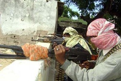 Des insurgés à Mogadiscio