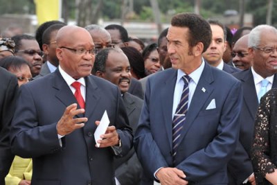 File photo:President Zuma chatting with President Khama