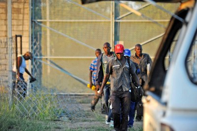 A group migrants from Zimbabwe (file photo): The Chairperson of the SAHRC has approached the Department of Home Affairs to bring this matter to their attention.
