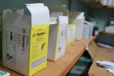 Boîtes de médicaments contre le paludisme