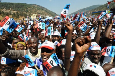 Supporters du président Kagamé dont le parti est le Front patriotique rwandais (FPR). (illustration)