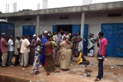 Bureau de vote dans le quartier de Bambeto, à Conakry.