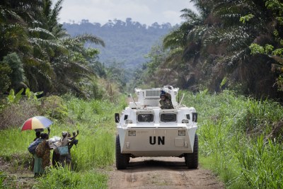 Un char de l'ONU en patrouille à Beni.
