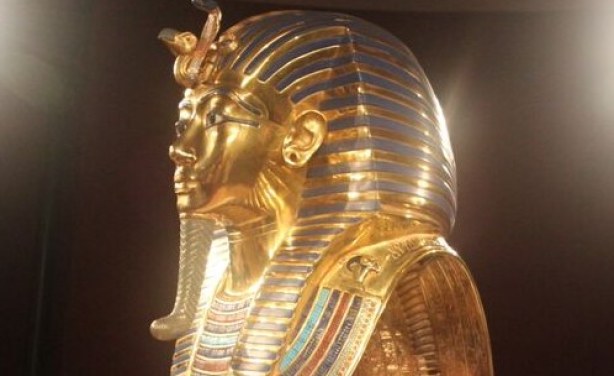 Tutankhamun - His Tomb And Treasures