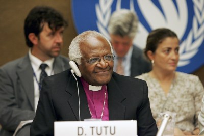 Archbishop Desmond Tutu, Head of the High-Level fact-finding mission to Beit Hanoun, presents a report to the fifth Special Session of the Human Rights Council in Geneva, Switzerland.