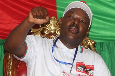 Election présidentielle au Burundi: heurts entre manifestants et policiers.