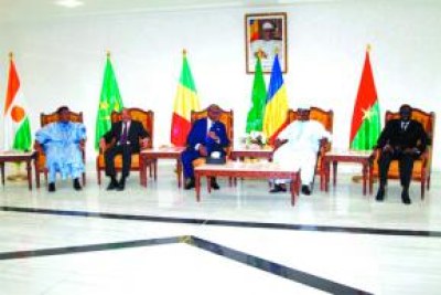 Sommet ordinaire du G5 Sahel, le 20 Novembre 2015 à N'Djamena, la capitale tchadienne.