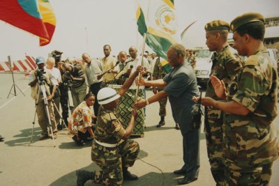 A previous deployment of African troops in Burundi - Ethiopian soldiers arrive in 2003.