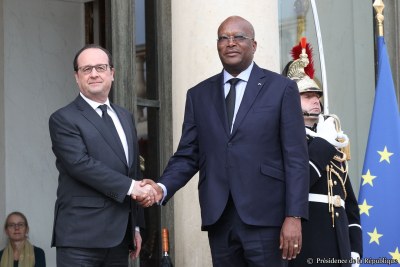 Entretien du président François Hollande et son homologue burkinabè M. Roch Marc Christian Kaboré.