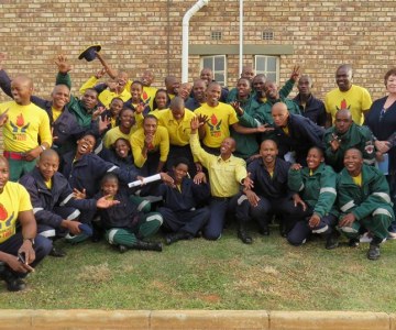 South African Firefighters Deployed to Canada to Battle Wildfires