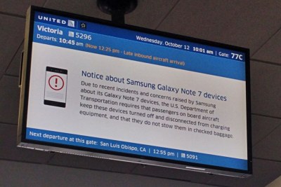 A warning notice at an airport about Samsung Galaxy Note 7 phones.