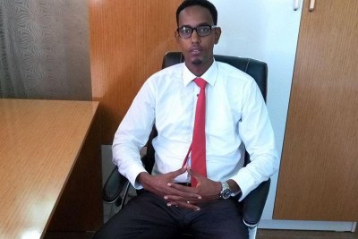 Abbas Abdullahi Sheikh Siraji à son bureau le 4 avril 2017 à Mogadiscio