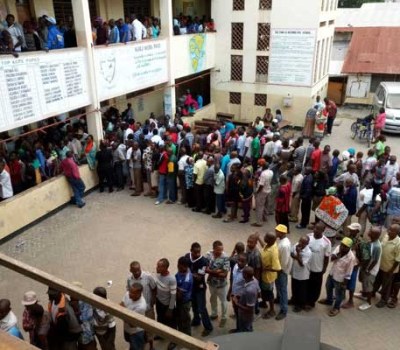Kenyans Go To the Polls - PHOTOS