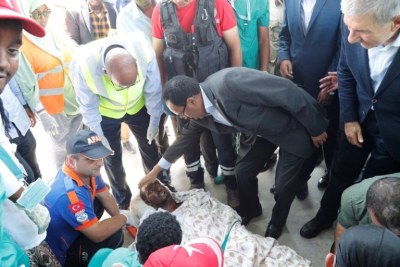 President Mohamed Abdulahi Mohamed Farmaajo and Turkey’s Health Minister Ahmet Demircan visited those injured in the massive Mogadishu attack.