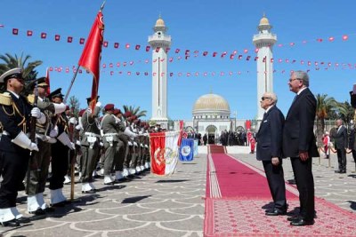 Une cérémonie officielle solennelle a été organisée, ce vendredi 6 avril 2018, au carré de la famille Habib Bourguiba à Monastir, à l’occasion du 18e anniversaire du décès du leader Habib Bourguiba.