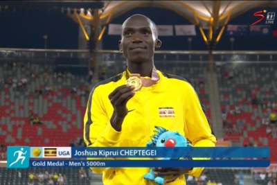 Joshua Cheptegei after his 5 000m victory at the 2018 Commonwealth Games.