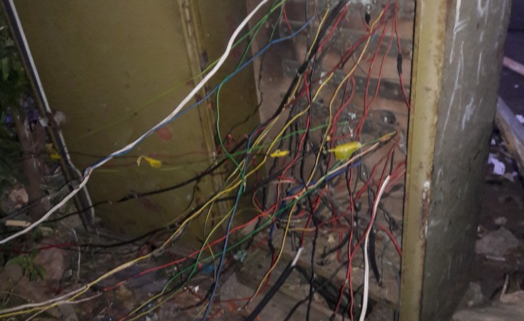 00480608:e13073749f7c43ddf1a91bad4acb524e:arc614x376:w735:us1.jpg