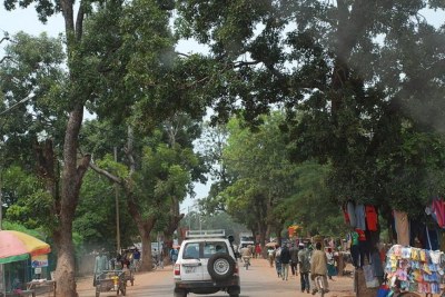 La rue principale de la ville Fada N'Gourma dans l'est du Burkina Faso (illustration).