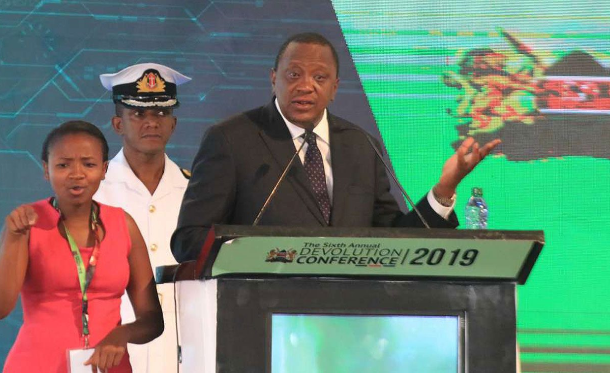 Kenya Sign Language Interpreter Steals the Shine From Kenyatta's