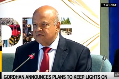 Public Enterprises Minister Pravin Gordhan speaking at a media briefing at the Lethabo Power Station in the Free State.