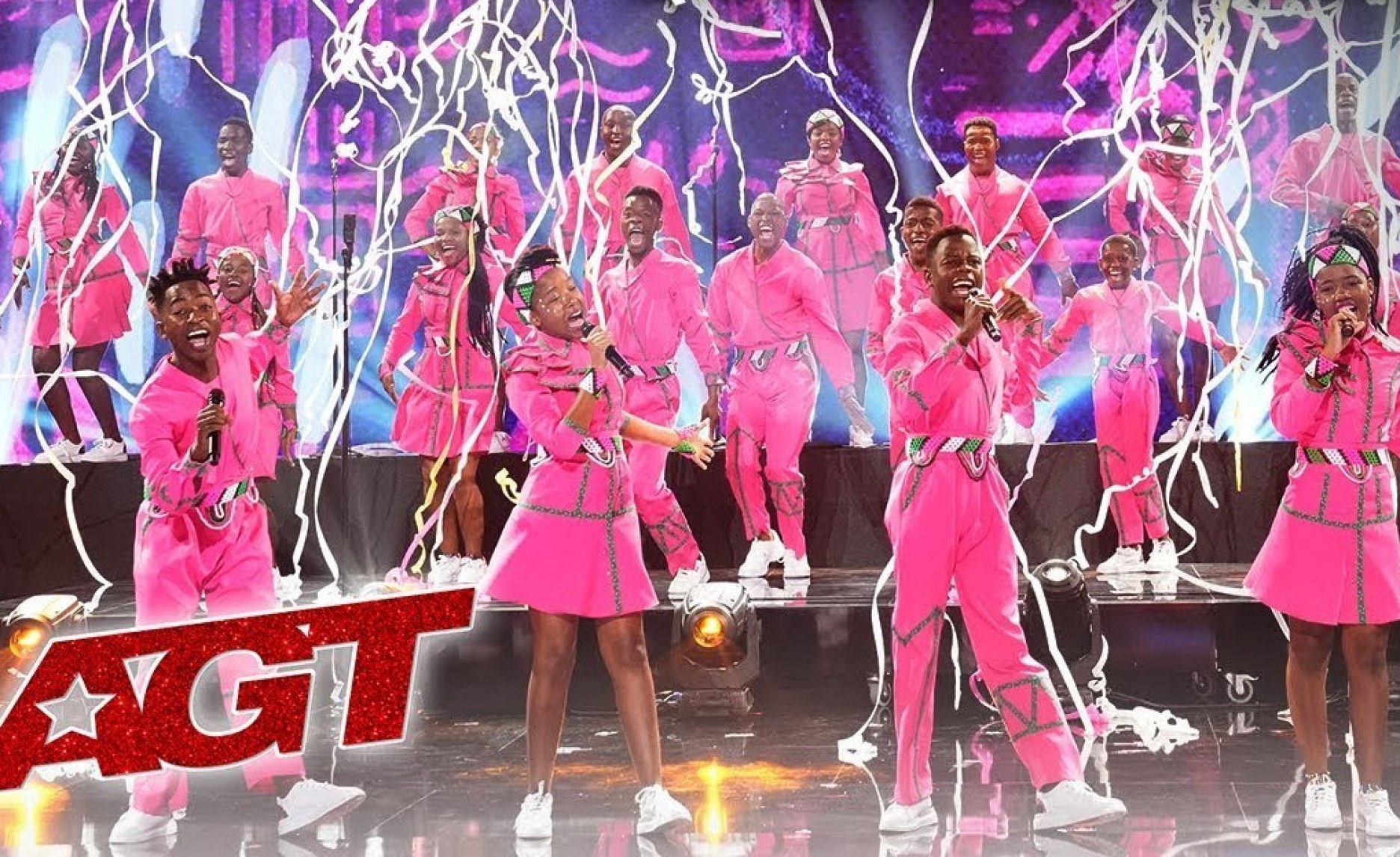 South Africa Ndlovu Youth Choir Through to the SemiFinals of America