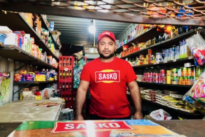 Sharif Ahmed has the only shop left in Langaville extension 4 in Brakpan, thanks to a brave widow and a group of local residents.