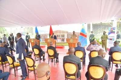 Le Sommet de Luanda s'est achevé ce mercredi 6/07 en début d'après-midi par un point de presse des 3 Présidents: F. Tshisekedi #RDC,  J. Lourenço #Angola et P. Kagame #Rwanda.